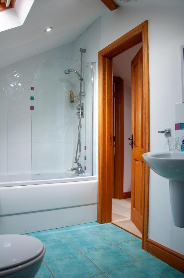 Creeghduff Lodge Downpatrick Dış mekan fotoğraf